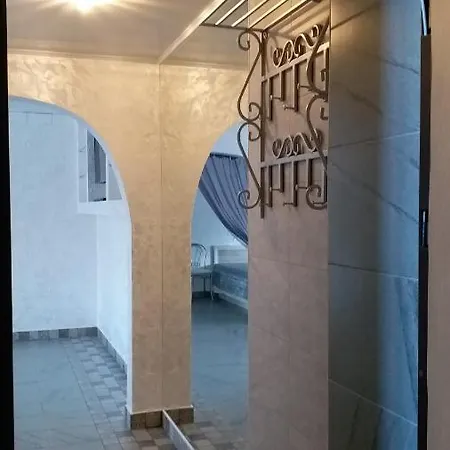 2-х комнатная квартира в центре минска Daire *